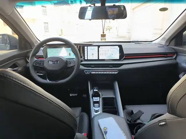Geely Binrui — Фото автомобиля 9