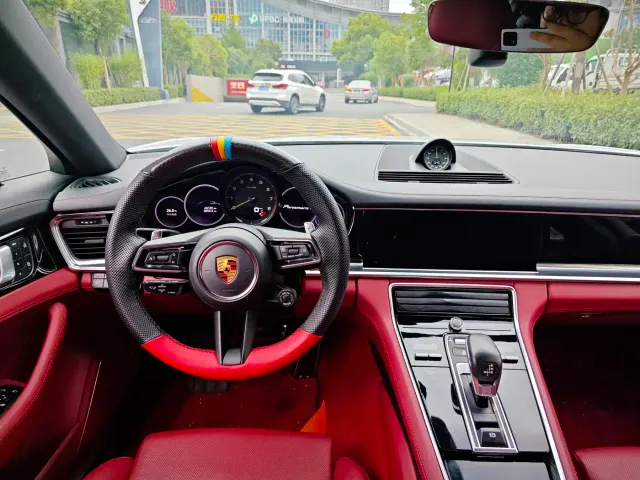 Porsche Panamera — Фото автомобиля 9