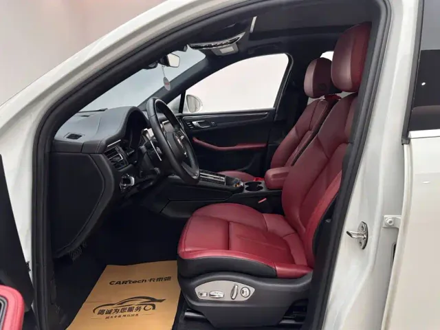 Porsche Macan — Фото автомобиля 8