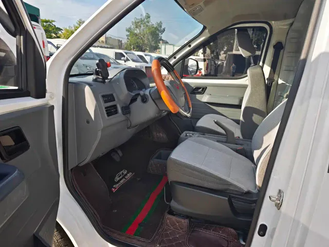 Wuling Yangguang — Фото автомобиля 5