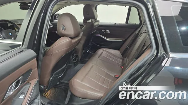 BMW 3-Series 3 серия (G20) 320i Touring Luxury — Фото автомобиля 11