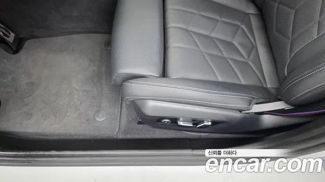 BMW 5-Series — Фото автомобиля 28