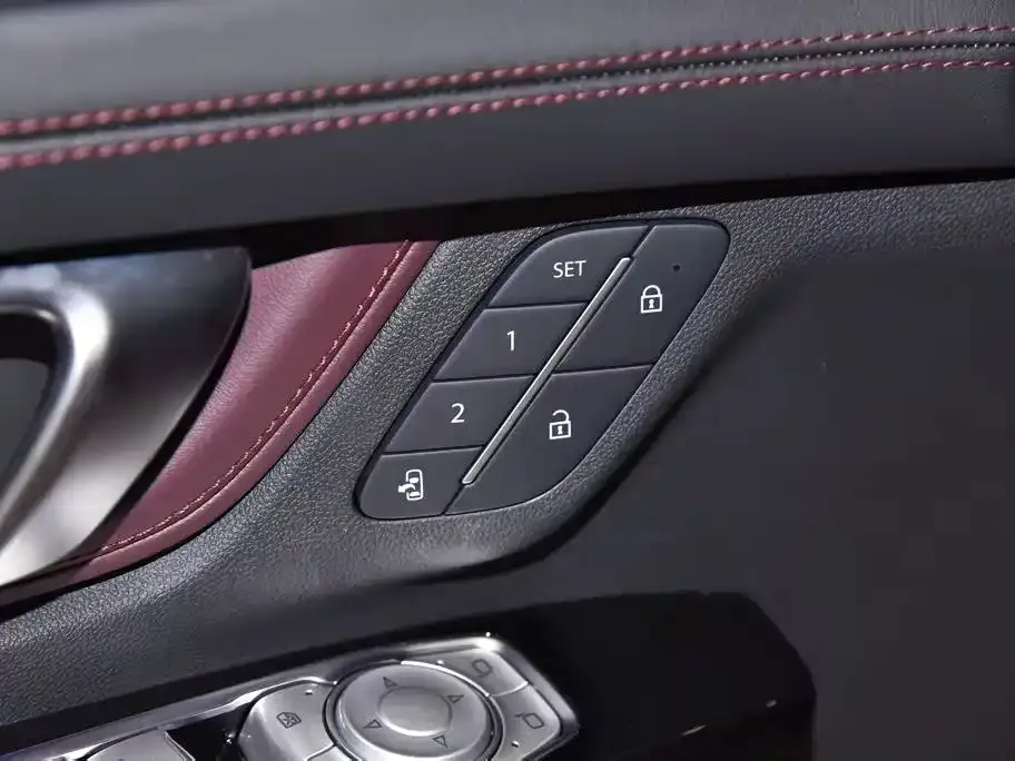 Buick Century 2025 2.0T 6-Seater World Edition — Фото автомобиля 8