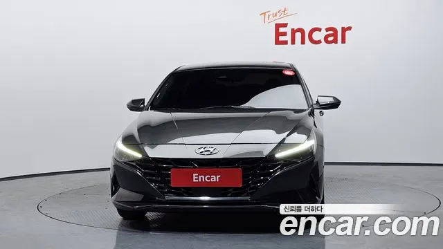 Hyundai AVANTE Avante (CN7) — Фото автомобиля 3