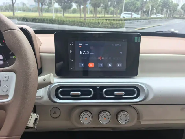 Wuling Hongguang Mini EV — Фото автомобиля 15