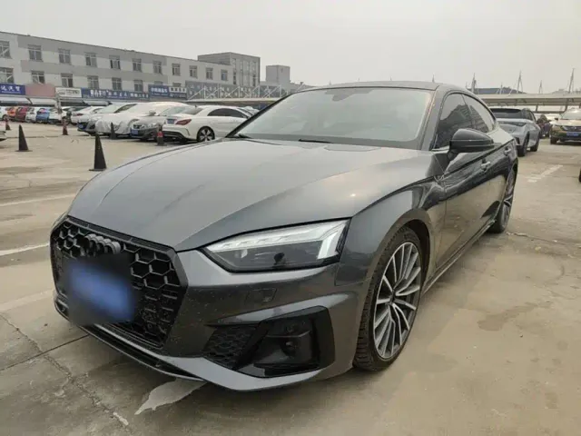 Фотография автомобиля — Audi A5