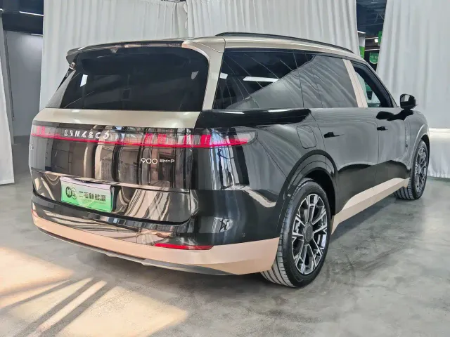 Lynk & Co 900 — Фото автомобиля 6