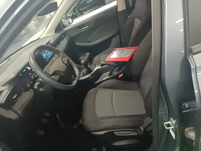Roewe i5 — Фото автомобиля 14