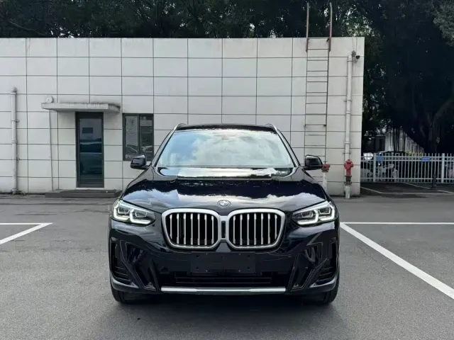 BMW X3 — Фото автомобиля 2