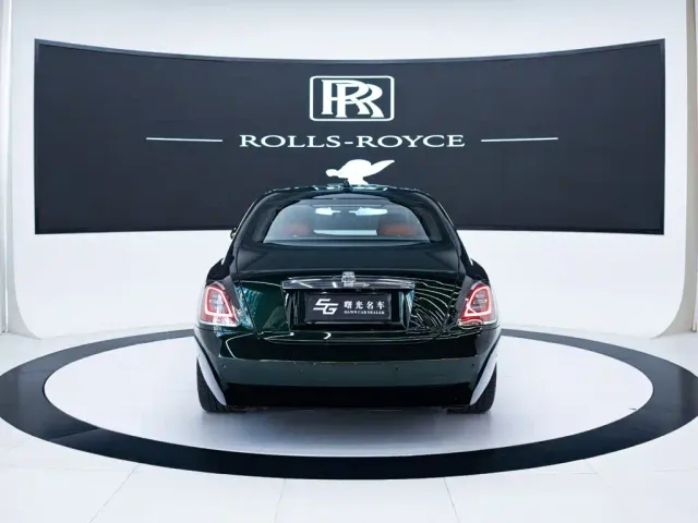 Rolls-Royce Ghost — Фото автомобиля 5