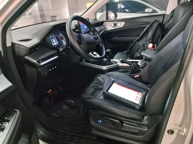 Wuling Jiachen — Фото автомобиля 14
