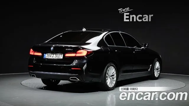BMW 5 Series G30 — Фото автомобиля 2