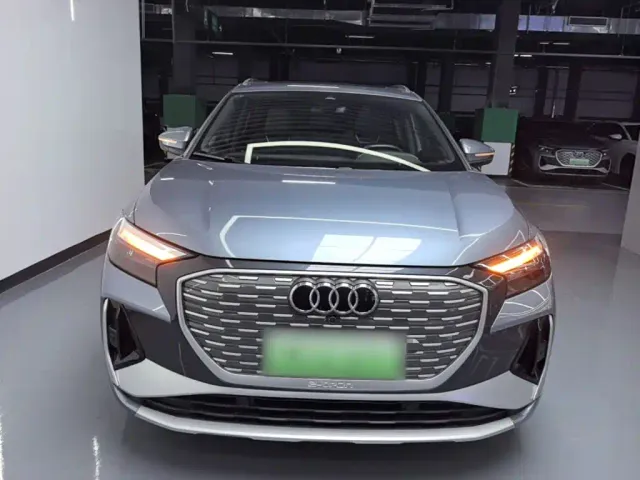 Audi Q4 e-tron — Фото автомобиля 2