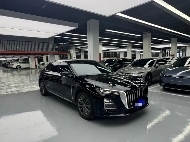 Hongqi H5 — Фото автомобиля 3