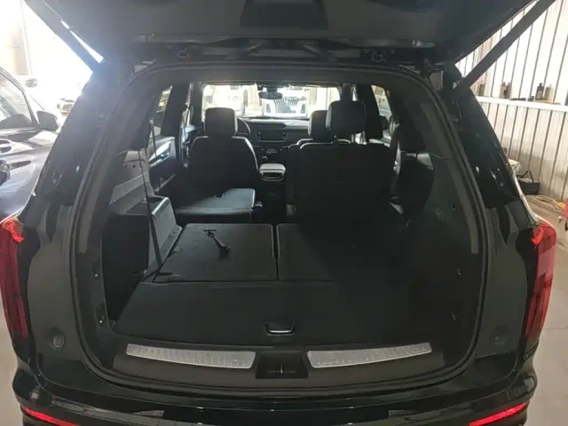 Cadillac XT6 — Фото автомобиля 17
