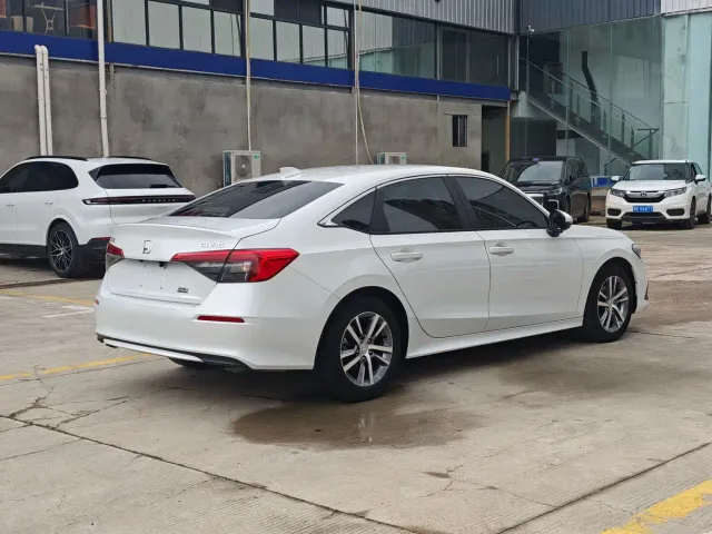 Honda Civic — Фото автомобиля 7