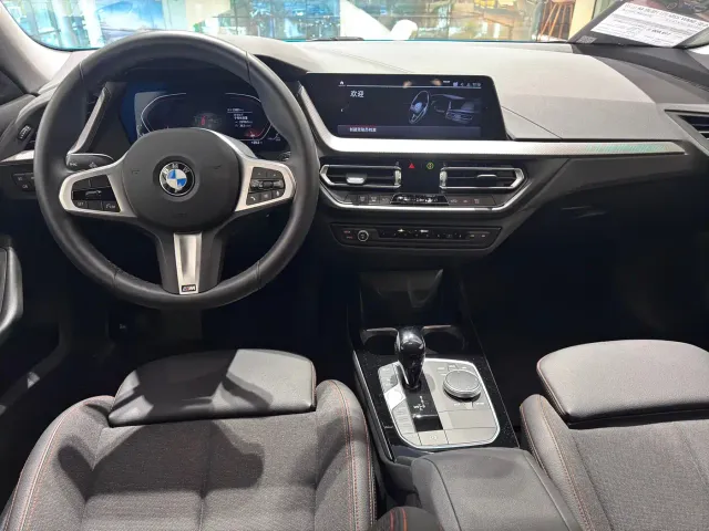 BMW 2 Series — Фото автомобиля 12