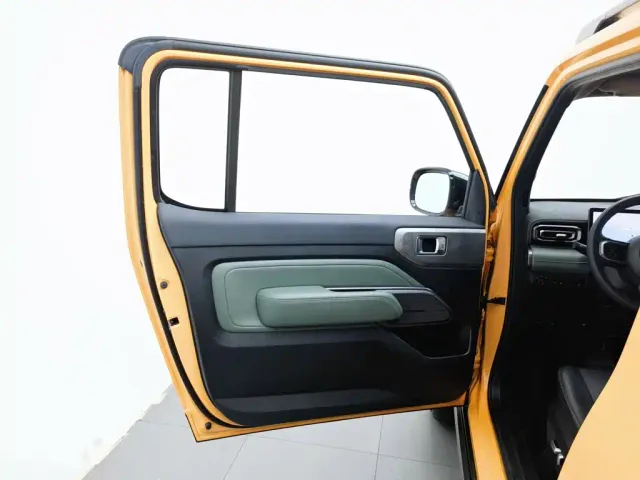 Baojun Yep — Фото автомобиля 8