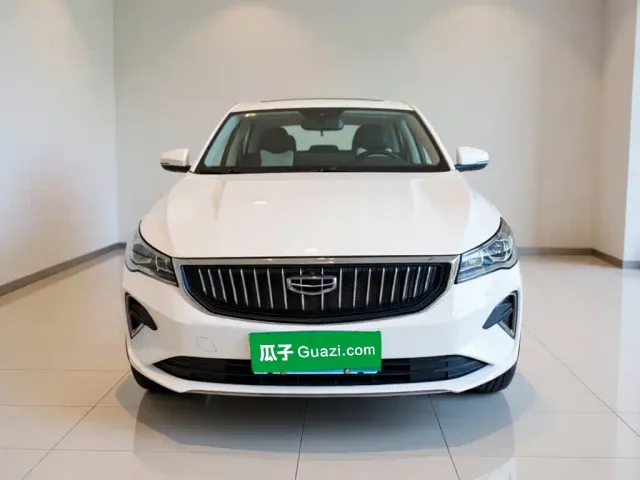 Geely Emgrand — Фото автомобиля 2