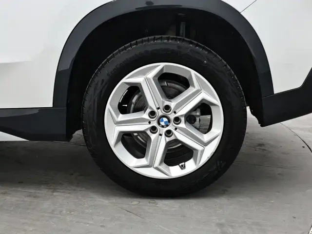 BMW X1 — Фото автомобиля 9