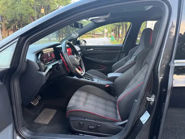 Volkswagen Golf GTI — Фото автомобиля 16