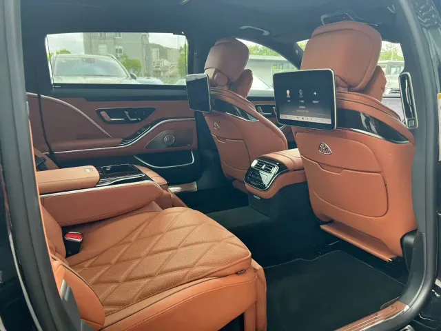 Mercedes-Benz Maybach S-Class — Фото автомобиля 9