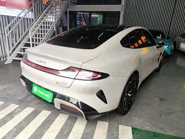 Xiaomi SU7 — Фото автомобиля 4