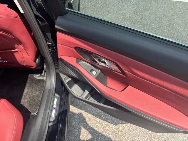BMW 3 Series — Фото автомобиля 12
