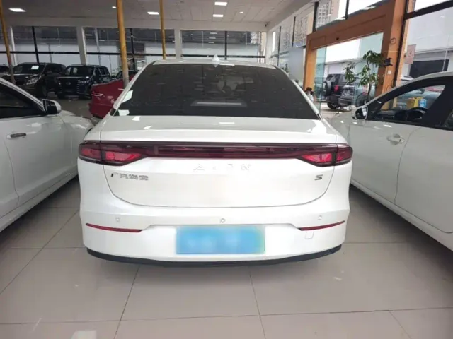 GAC Aion S — Фото автомобиля 5