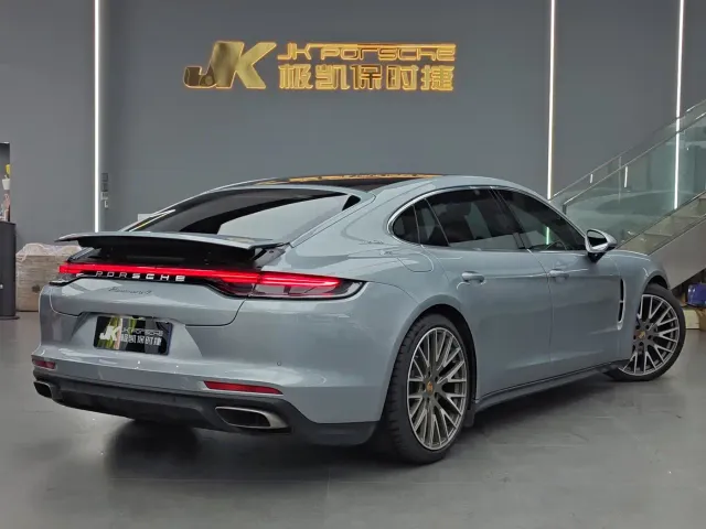Porsche Panamera — Фото автомобиля 13