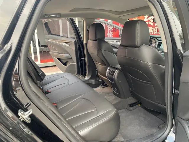 Buick LaCrosse — Фото автомобиля 12