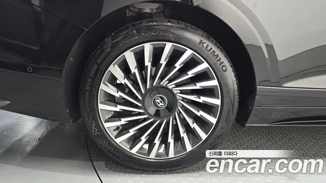 Hyundai Grandeur GN7 — Фото автомобиля 5