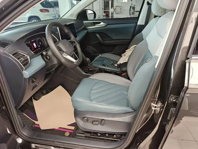 Volkswagen Tharu — Фото автомобиля 10