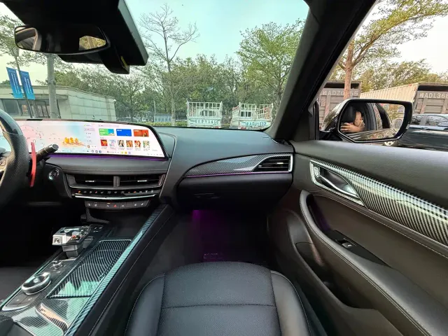 Cadillac CT5 — Фото автомобиля 16