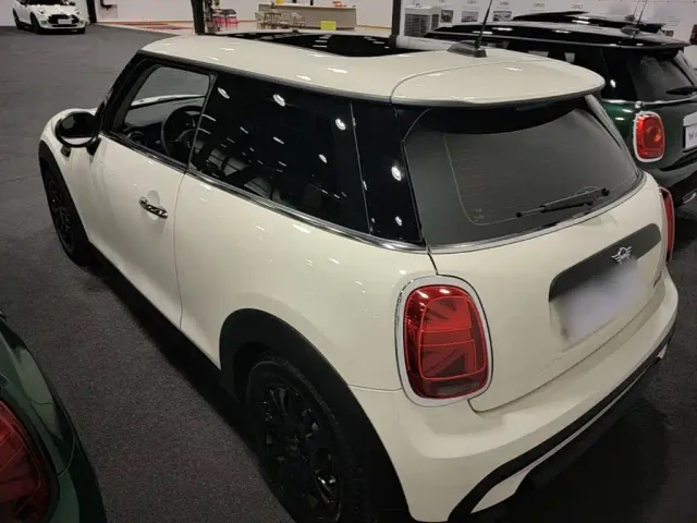 MINI Hatch — Фото автомобиля 22