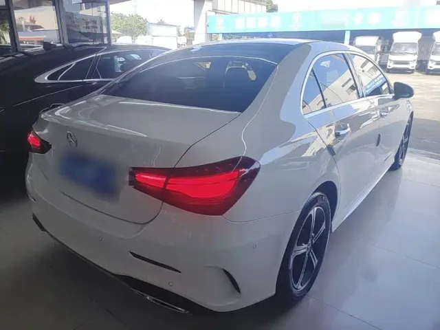 Mercedes-Benz A-Class — Фото автомобиля 6