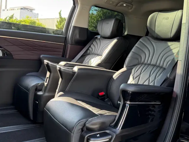 GAC Trumpchi M8 — Фото автомобиля 10
