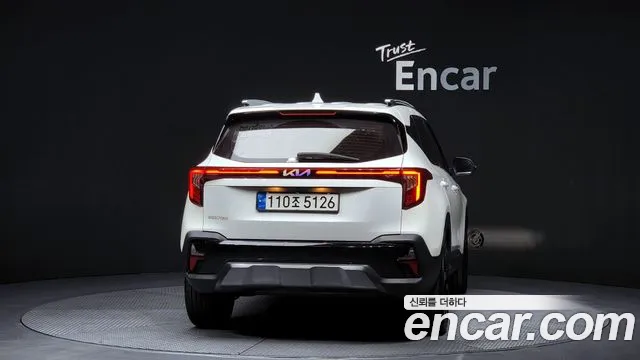 Kia Seltos Новый Seltos Бензин 1.6 турбо 2WD — Фото автомобиля 4