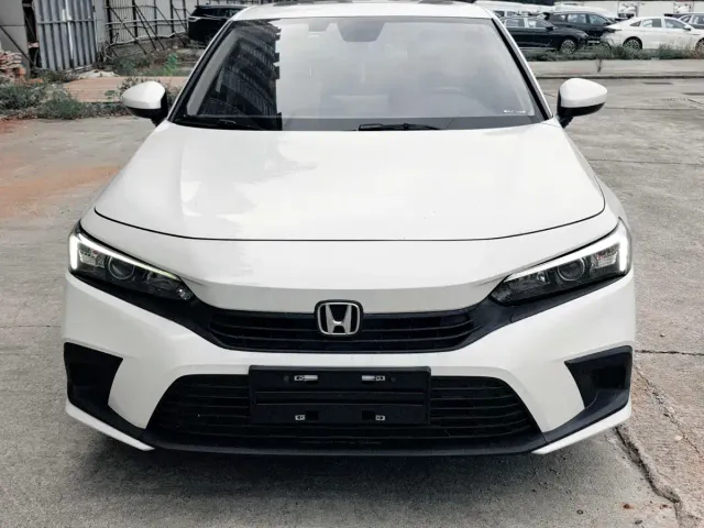 Honda Civic — Фото автомобиля 3