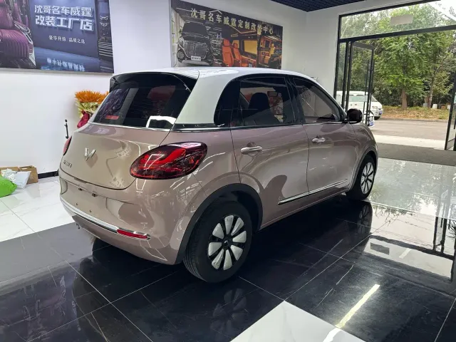 Wuling Bingo — Фото автомобиля 9