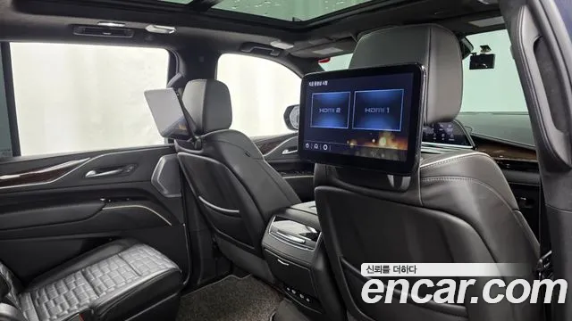 Cadillac Escalade Escalade 5 поколение — Фото автомобиля 16