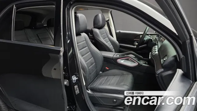 Mercedes-Benz GLE-Class — Фото автомобиля 16