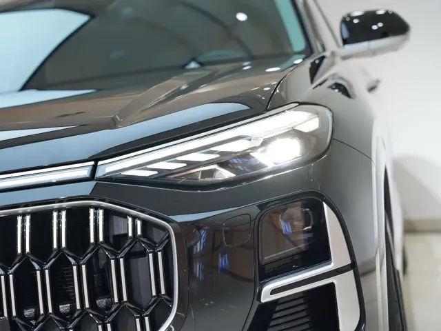 Audi Q6 — Фото автомобиля 8