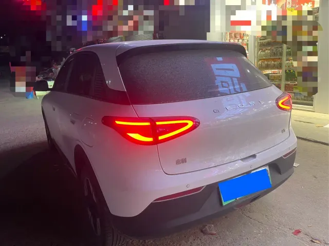 Geely Starry Wish — Фото автомобиля 8