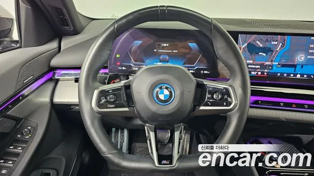 BMW i5 G60 — Фото автомобиля 13