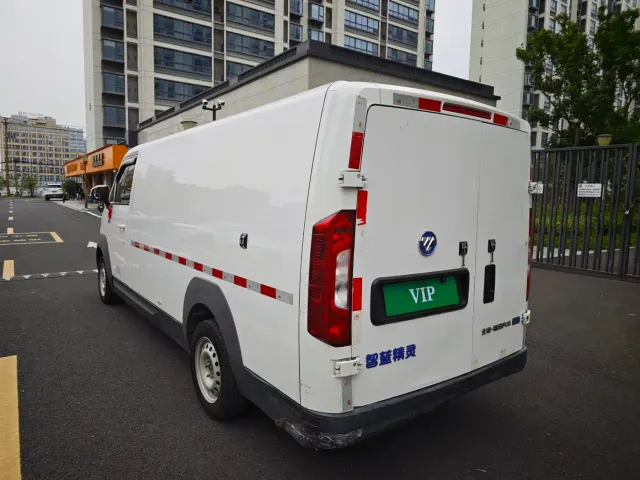 Foton Zhilan Jingling E7 — Фото автомобиля 17