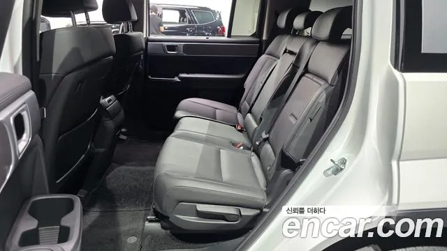 Hyundai Santafe Santa Fe (MX5) Бензин 2.5T 2WD — Фото автомобиля 11