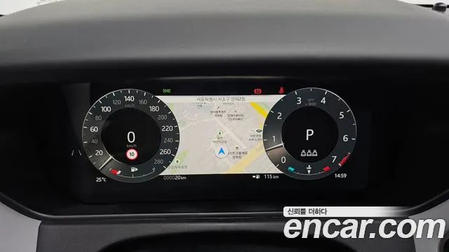 Land Rover Range Rover Velar Range Rover Velar 2.0 P250 Dynamic SE — Фото автомобиля 16