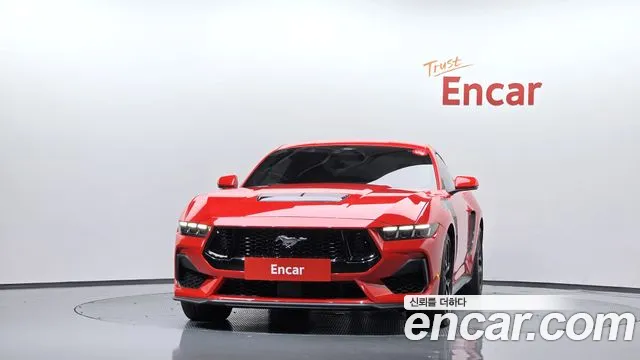 Ford Mustang — Фото автомобиля 3