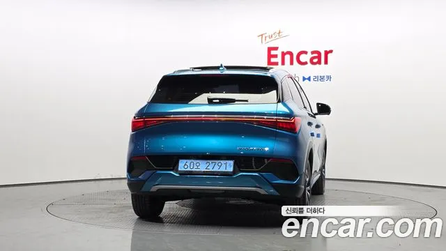 BYD Atto 3 — Фото автомобиля 3